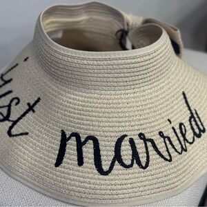Beige 'Just Married' Sun Visor